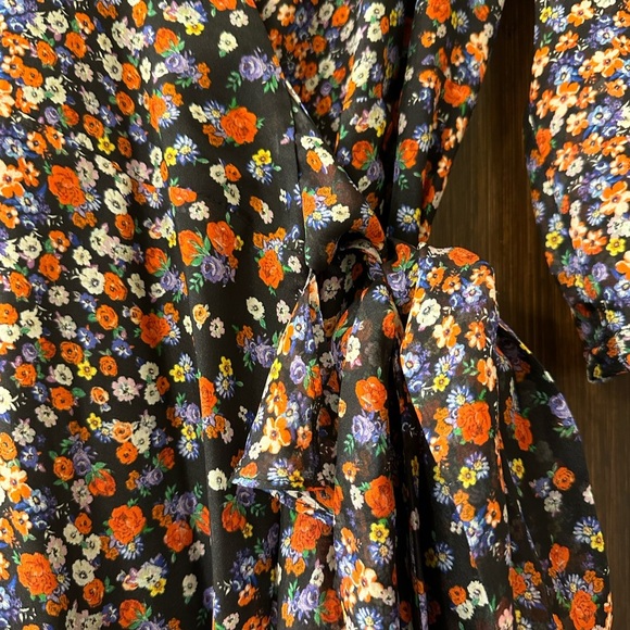 INTERMIX Sybil Silk Floral Dress (D4) - Picture 10 of 10